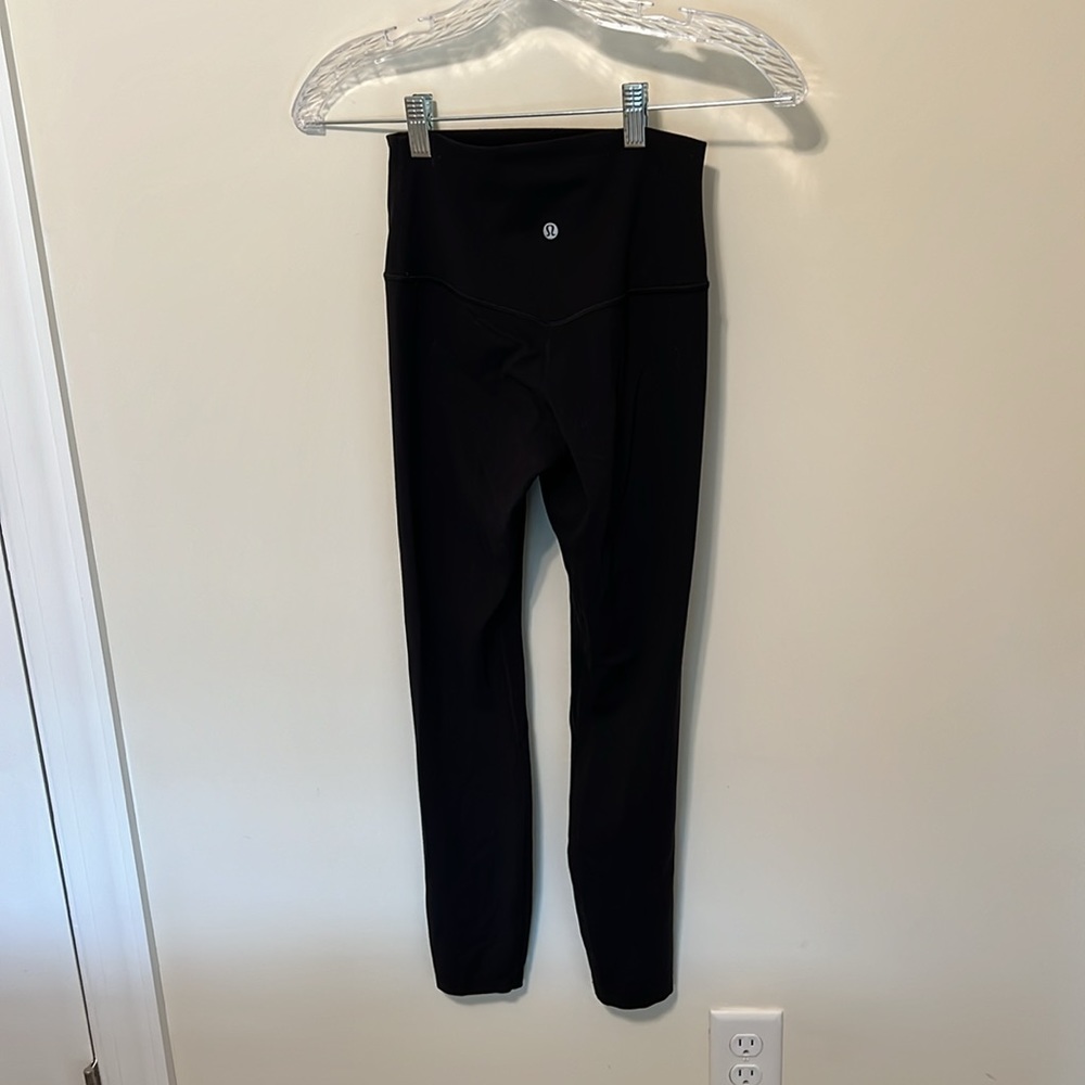 Lululemon Athletica Women’s Wunder HR Leggings / Size 4 / Excellent Condition